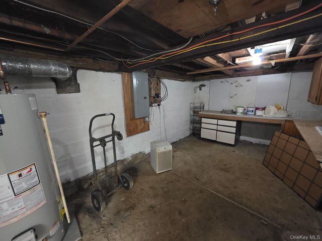 51 Greenwood Avenue, Greenwood Lake, NY 10925