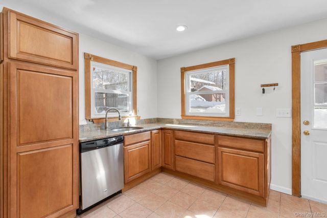 51 Greenwood Avenue, Greenwood Lake, NY 10925