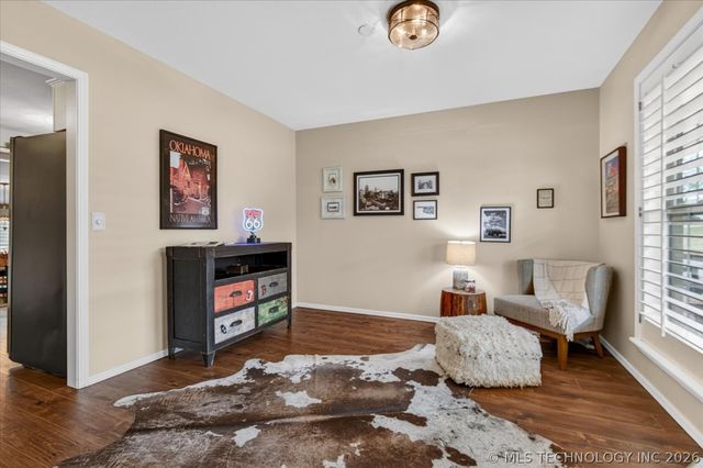 2516 Williamsburg Street S, Bartlesville, OK 74006