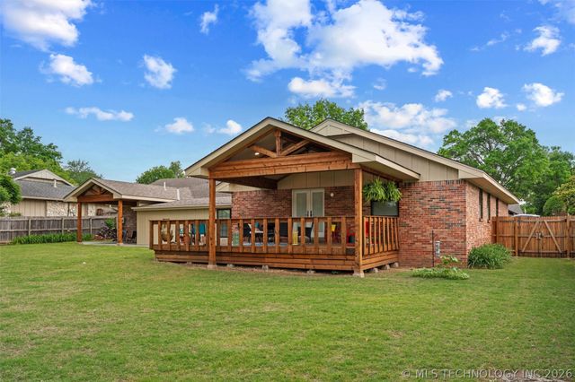 2516 Williamsburg Street S, Bartlesville, OK 74006
