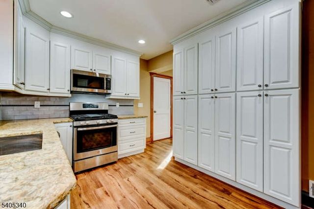 306 Church St, Bound Brook Boro, NJ 08805