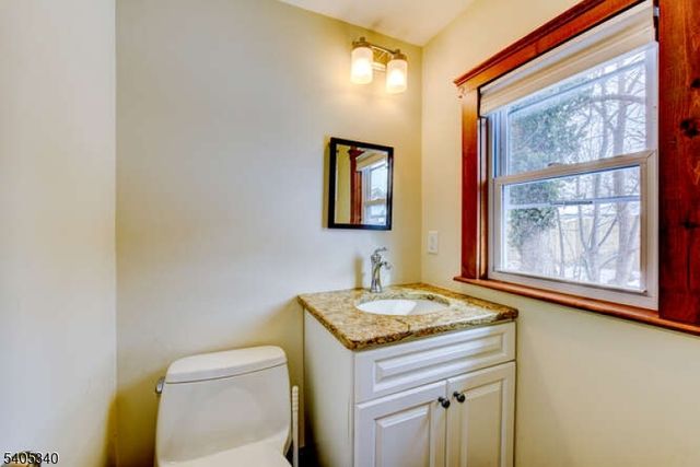 306 Church St, Bound Brook Boro, NJ 08805