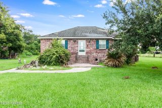 323 Boy Road, Opelousas, LA 70570
