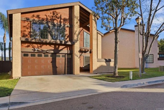1043 Helix Village Drive, El Cajon, CA 92020