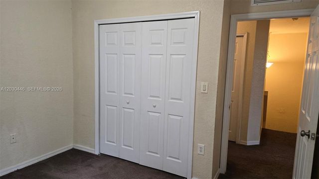 671 SW 10th St, Florida City, FL 33034