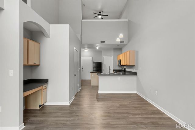 200 S Kirkwood Road 320, Kirkwood, MO 63122