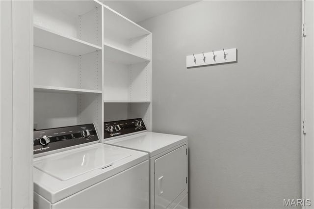 200 S Kirkwood Road 320, Kirkwood, MO 63122