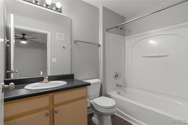 200 S Kirkwood Road 320, Kirkwood, MO 63122