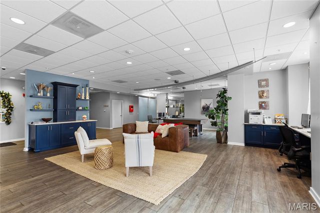 200 S Kirkwood Road 320, Kirkwood, MO 63122