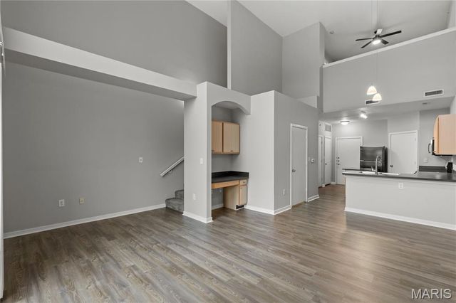 200 S Kirkwood Road 320, Kirkwood, MO 63122