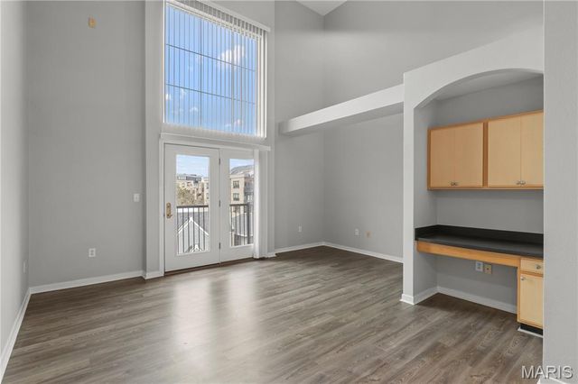 200 S Kirkwood Road 320, Kirkwood, MO 63122