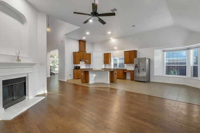1194 Maple Ridge Way, Murphy, TX 75094