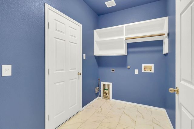1194 Maple Ridge Way, Murphy, TX 75094