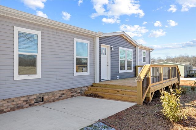 112 Purdy Road, Iva, SC 29655