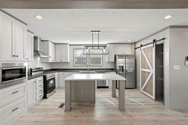 112 Purdy Road, Iva, SC 29655