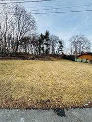 29-31 Orange Terrace, Middletown, NY 10940