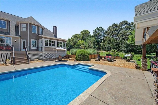 1334 Euharlee Road, Euharlee, GA 30120