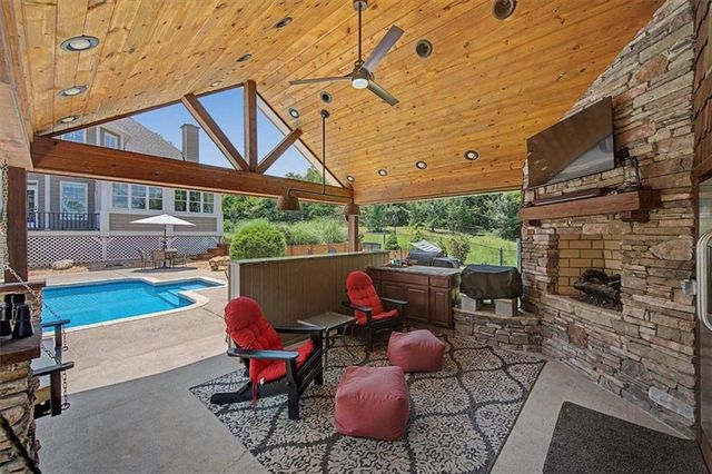 1334 Euharlee Road, Euharlee, GA 30120