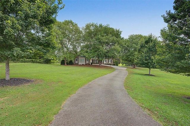 1334 Euharlee Road, Euharlee, GA 30120