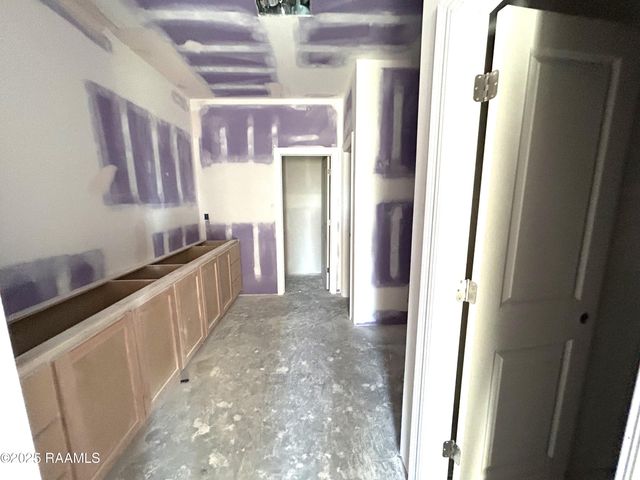 202 Central Village Way, Youngsville, LA 70592