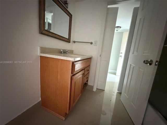 17650 NW 68th Ave A2008, Hialeah, FL 33015