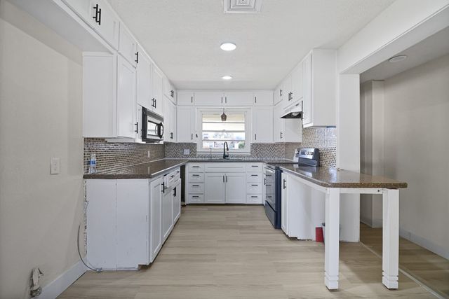 2503 Cuthbert Ave W, Midland, TX 79701