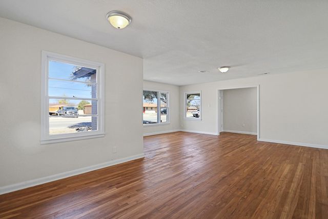 2503 Cuthbert Ave W, Midland, TX 79701