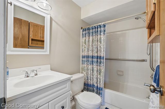 14767 Brewster Court, Shelby Twp, MI 48315