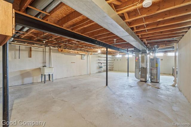 14767 Brewster Court, Shelby Twp, MI 48315