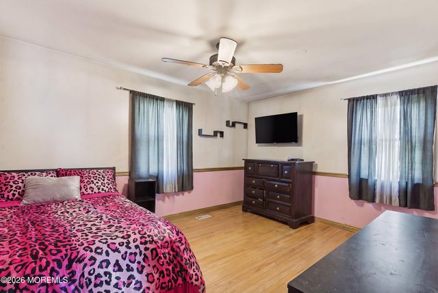 132 N Cooks Bridge Road, Jackson, NJ 08527