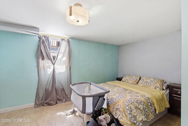 132 N Cooks Bridge Road, Jackson, NJ 08527