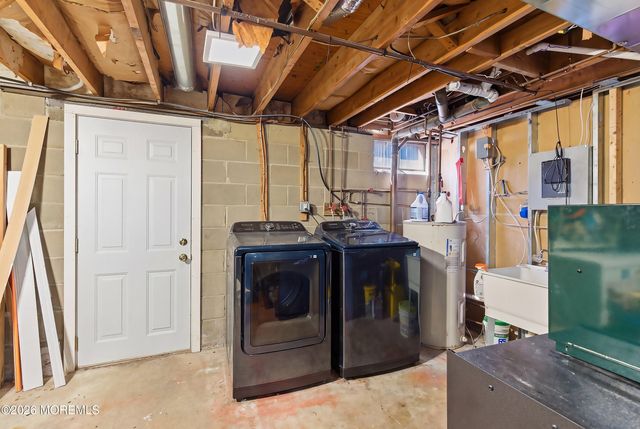 132 N Cooks Bridge Road, Jackson, NJ 08527