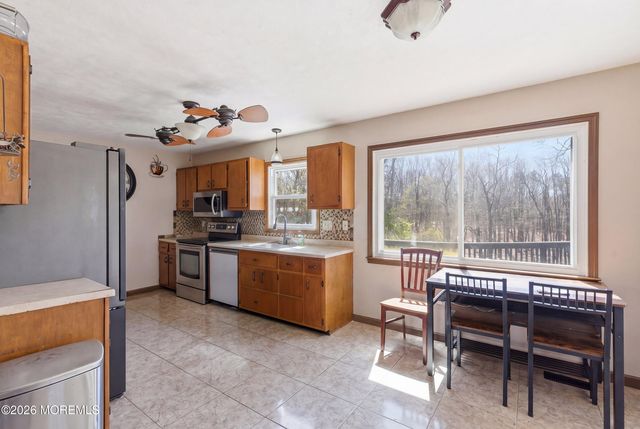 132 N Cooks Bridge Road, Jackson, NJ 08527