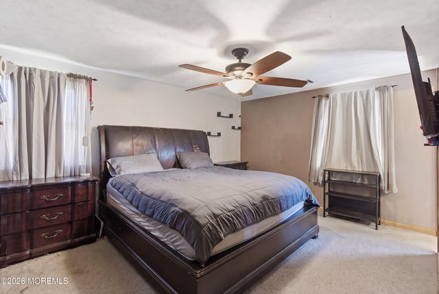 132 N Cooks Bridge Road, Jackson, NJ 08527