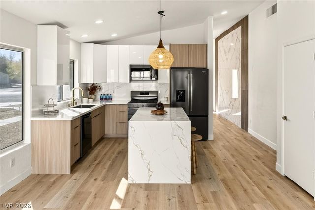 6316 Monarch Creek Street, Las Vegas, NV 89130