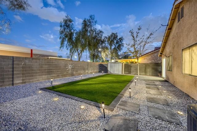 6316 Monarch Creek Street, Las Vegas, NV 89130