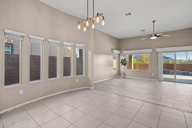9627 N Melandra Way, Marana, AZ 85653