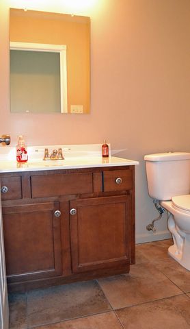 2106 Arrow Leaf Lane, Valparaiso, IN 46383