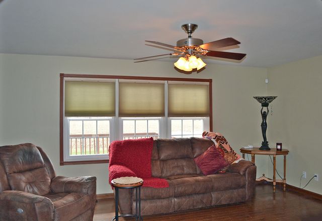 2106 Arrow Leaf Lane, Valparaiso, IN 46383