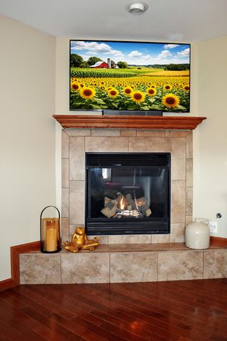 2106 Arrow Leaf Lane, Valparaiso, IN 46383