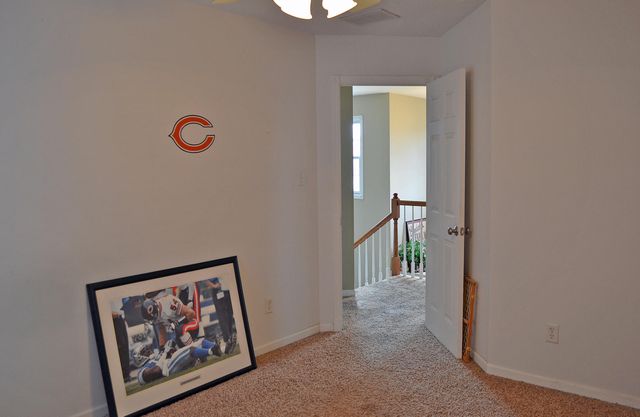 2106 Arrow Leaf Lane, Valparaiso, IN 46383