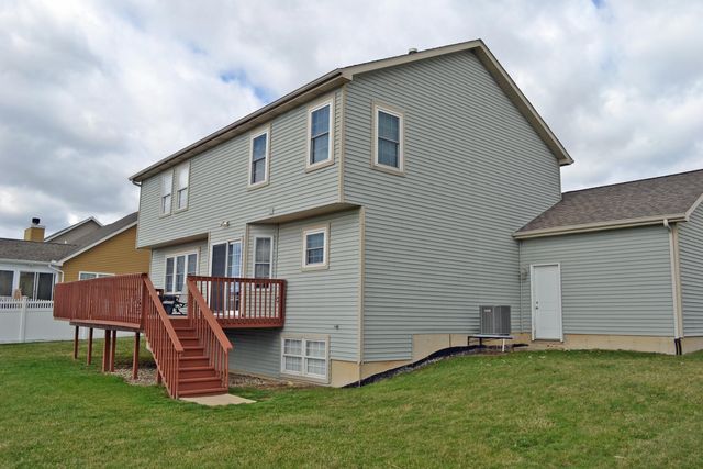 2106 Arrow Leaf Lane, Valparaiso, IN 46383