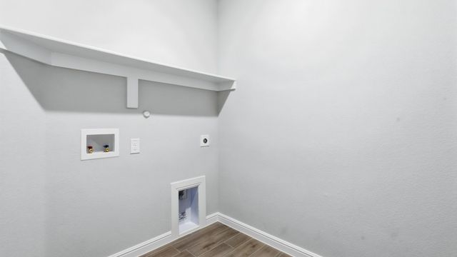 908 PARKVIEW Drive, Cleburne, TX 76031