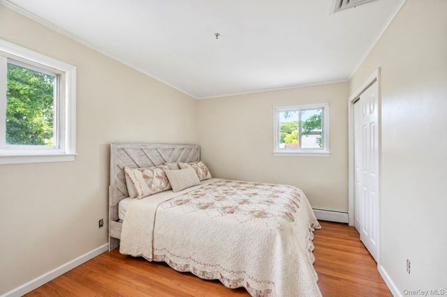 38 Waterford Drive, Wheatley Heights, NY 11798