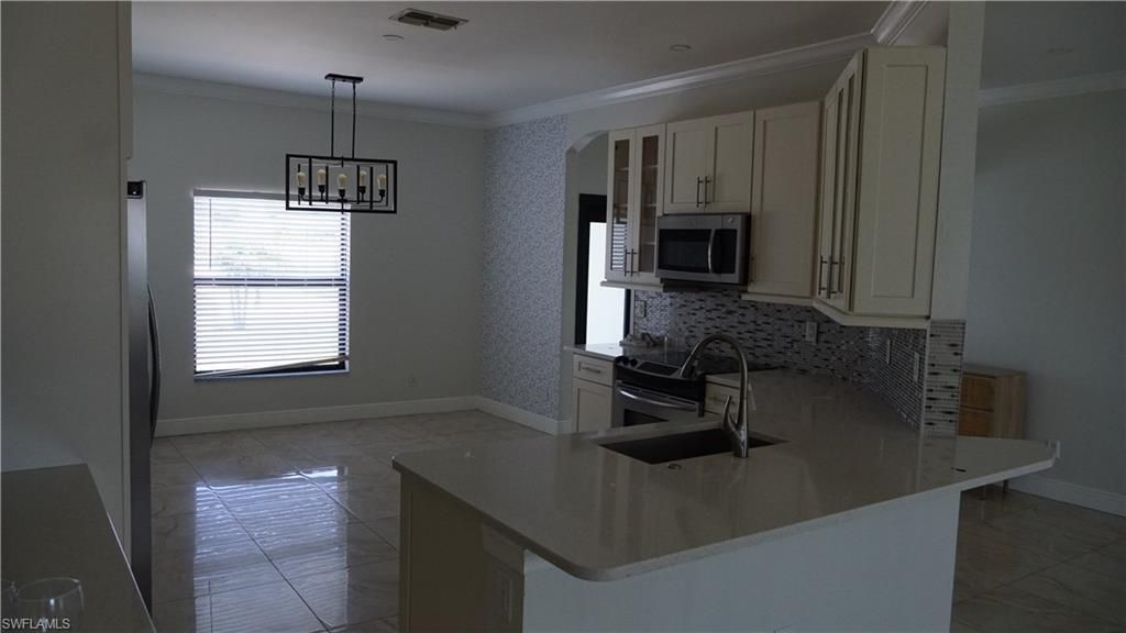 2700 11th ST, CAPE CORAL, FL 33993 — photo 4