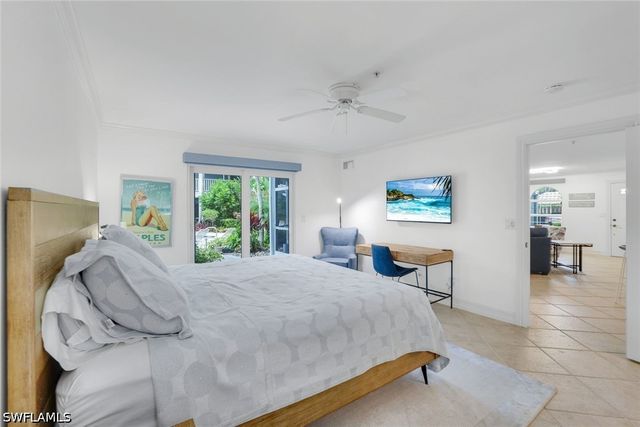 376 3rd ST S 102, Naples, FL 34102