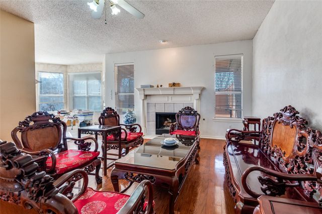 2079 Sunset Lane, Lewisville, TX 75067