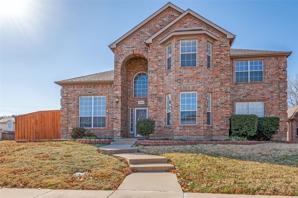 2079 Sunset Lane, Lewisville, TX 75067