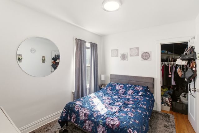 4462 W Wilson Avenue, Chicago, IL 60630