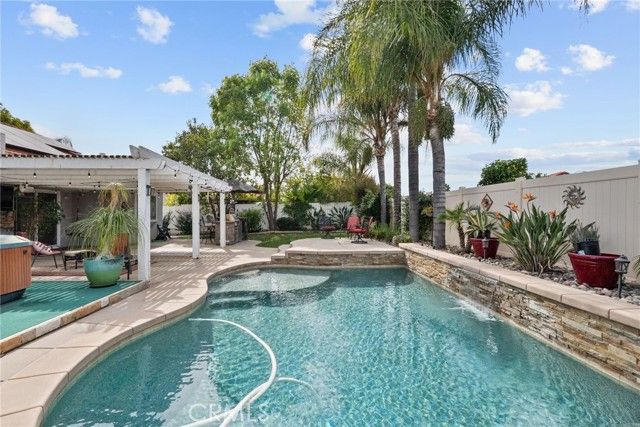 29667 Calle Tomas, Menifee, CA 92586